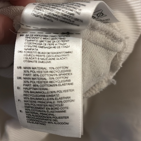 Adidas White crew neck Sweatshirt with Black Logo - women’s medium - pockets - Picture 5 of 8